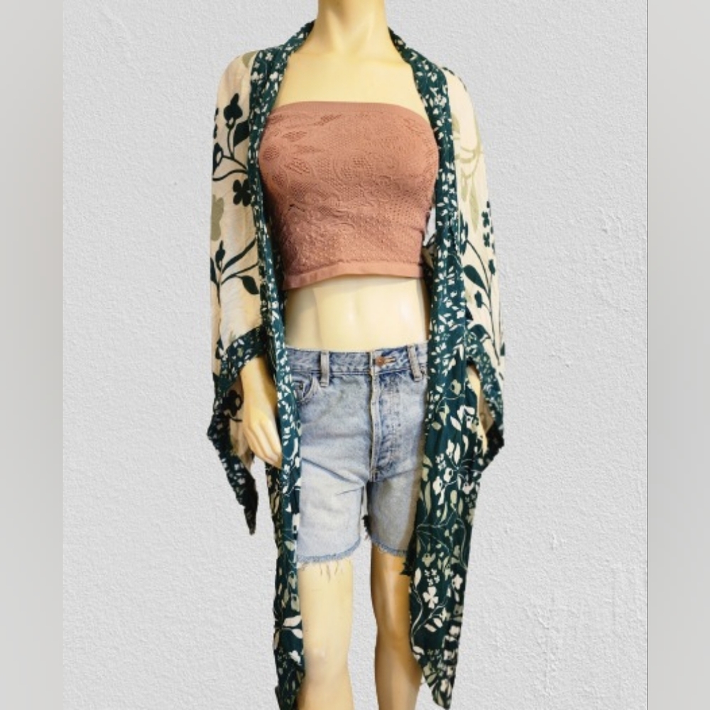 Free People Marley Print Kimono One Size Green and Cream NWT - Picture 2 of 9